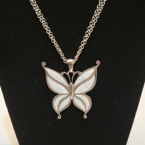 Mother Of Pearl White Butterfly Double Strand Necklace NWT
